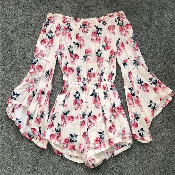 Abercrombie & Fitch Pants - Abercrombie & Fitch floral romper